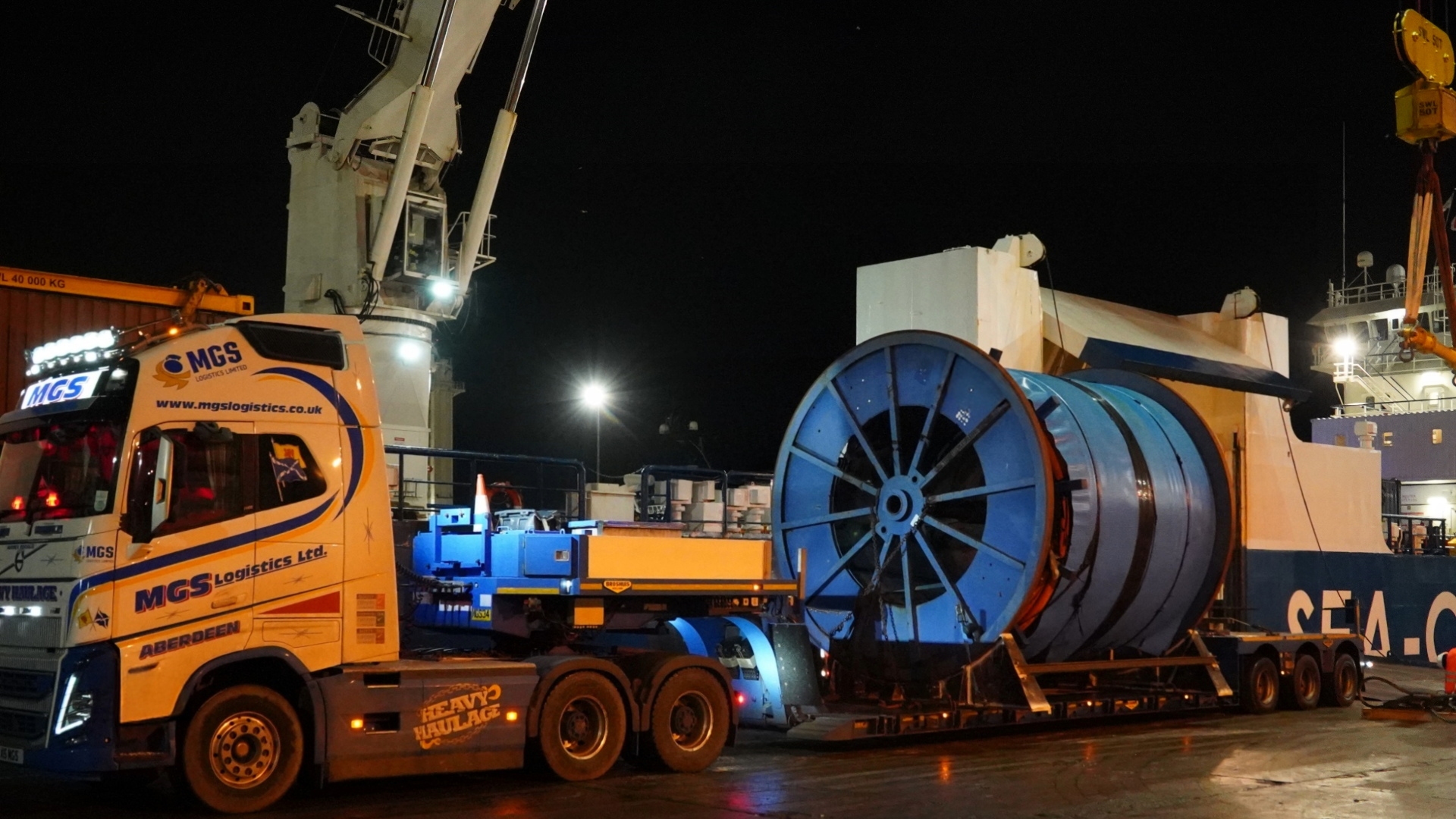 Bertling Team Delivers Complex Umbilical Reel Transport to Norway 
