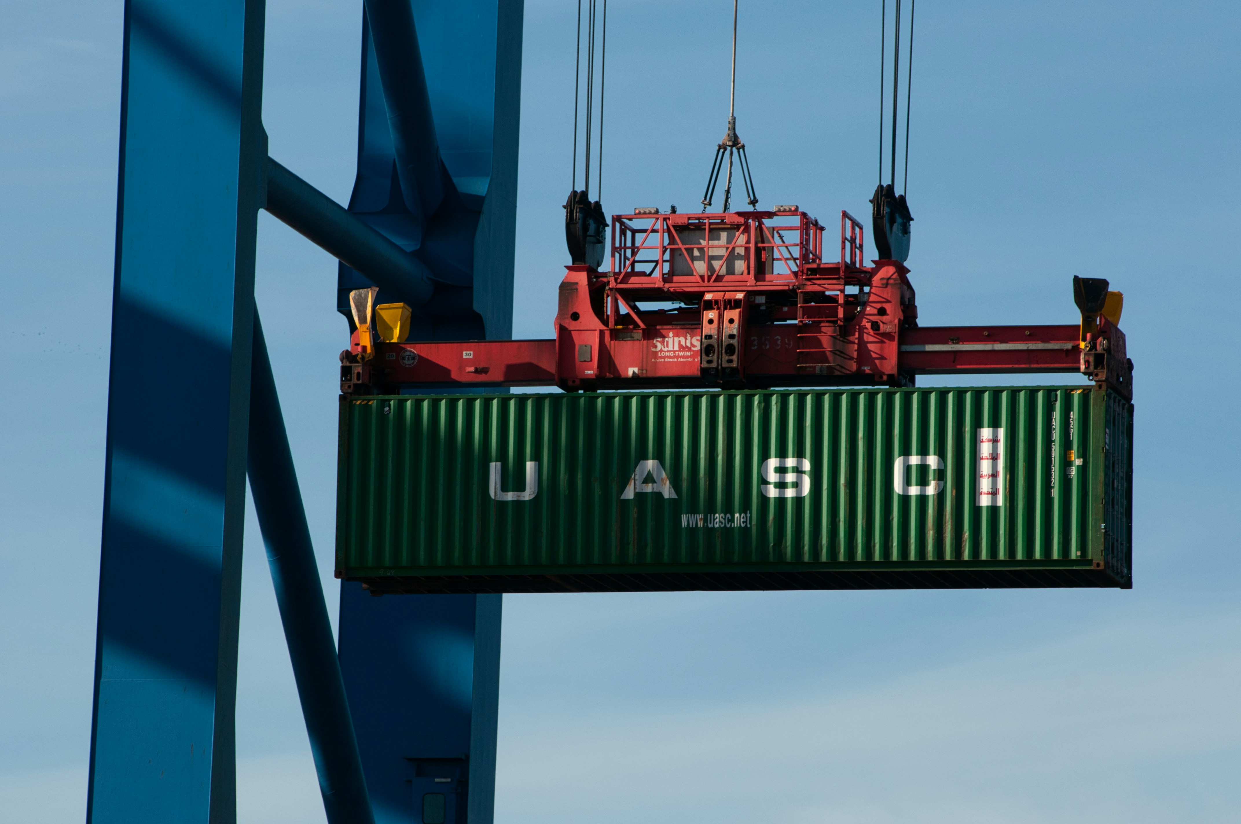 A Guide to Multimodal Transportation: Combining Modes Under One Contract 