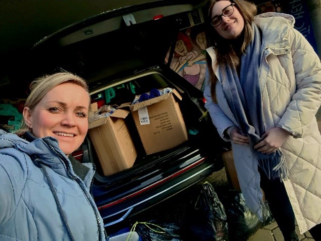 Bertling donates warm winter clothes and blankets to Hanseatic Help 