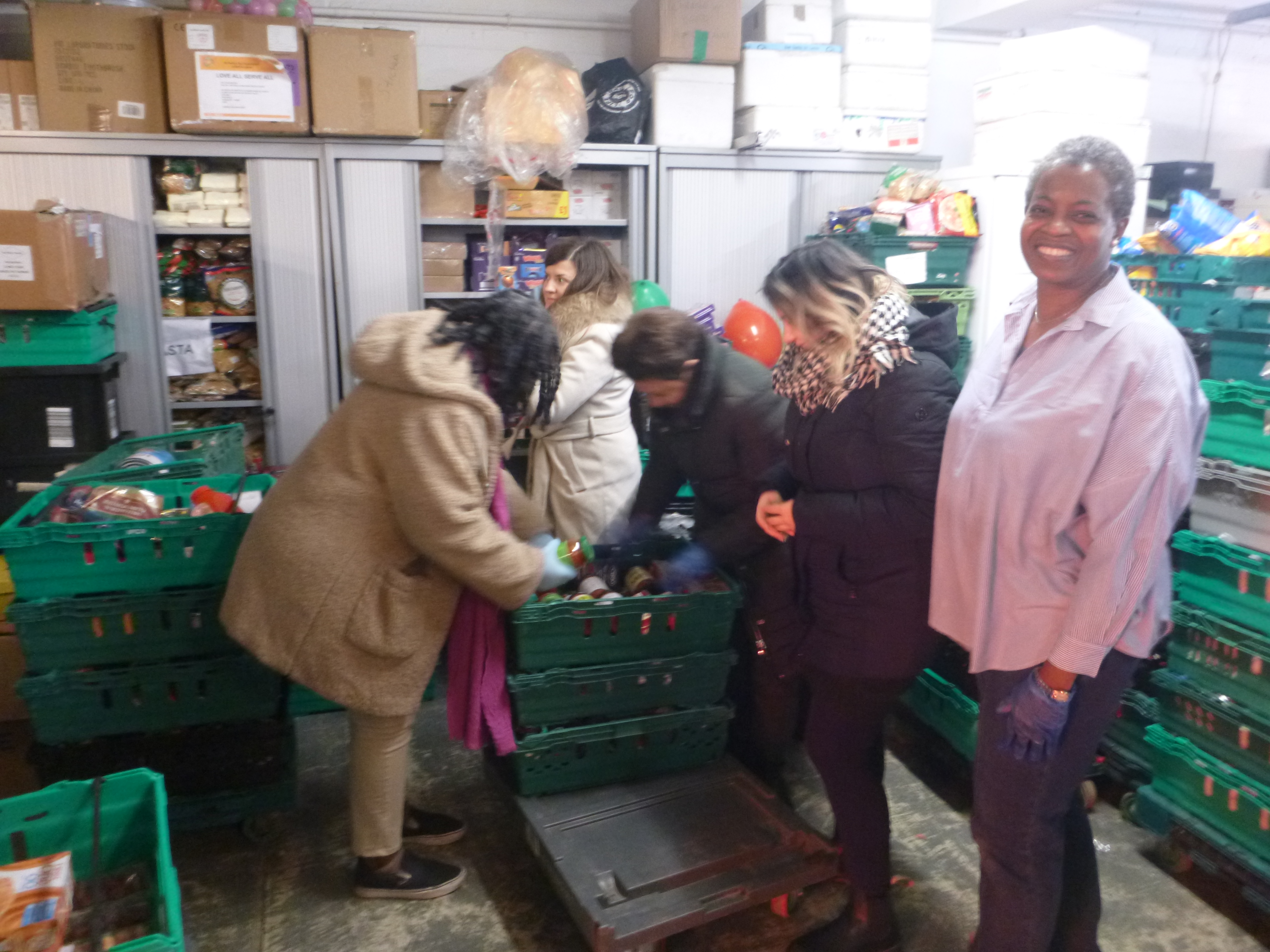 Bertling Logistics UK donates and volunteers at the Burnt Oak Community Food bank