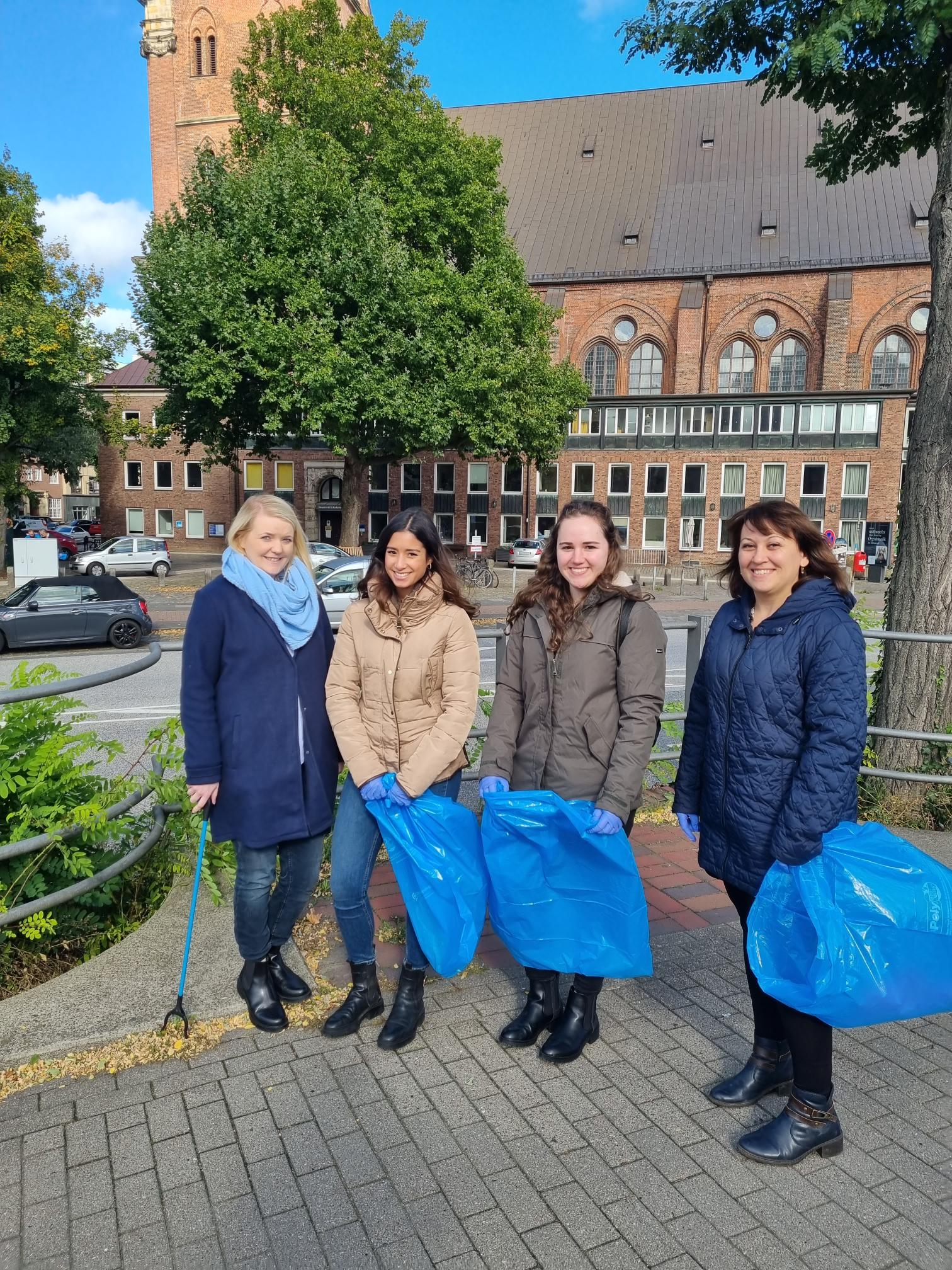 Clean-up session by our Head Office in Hamburg