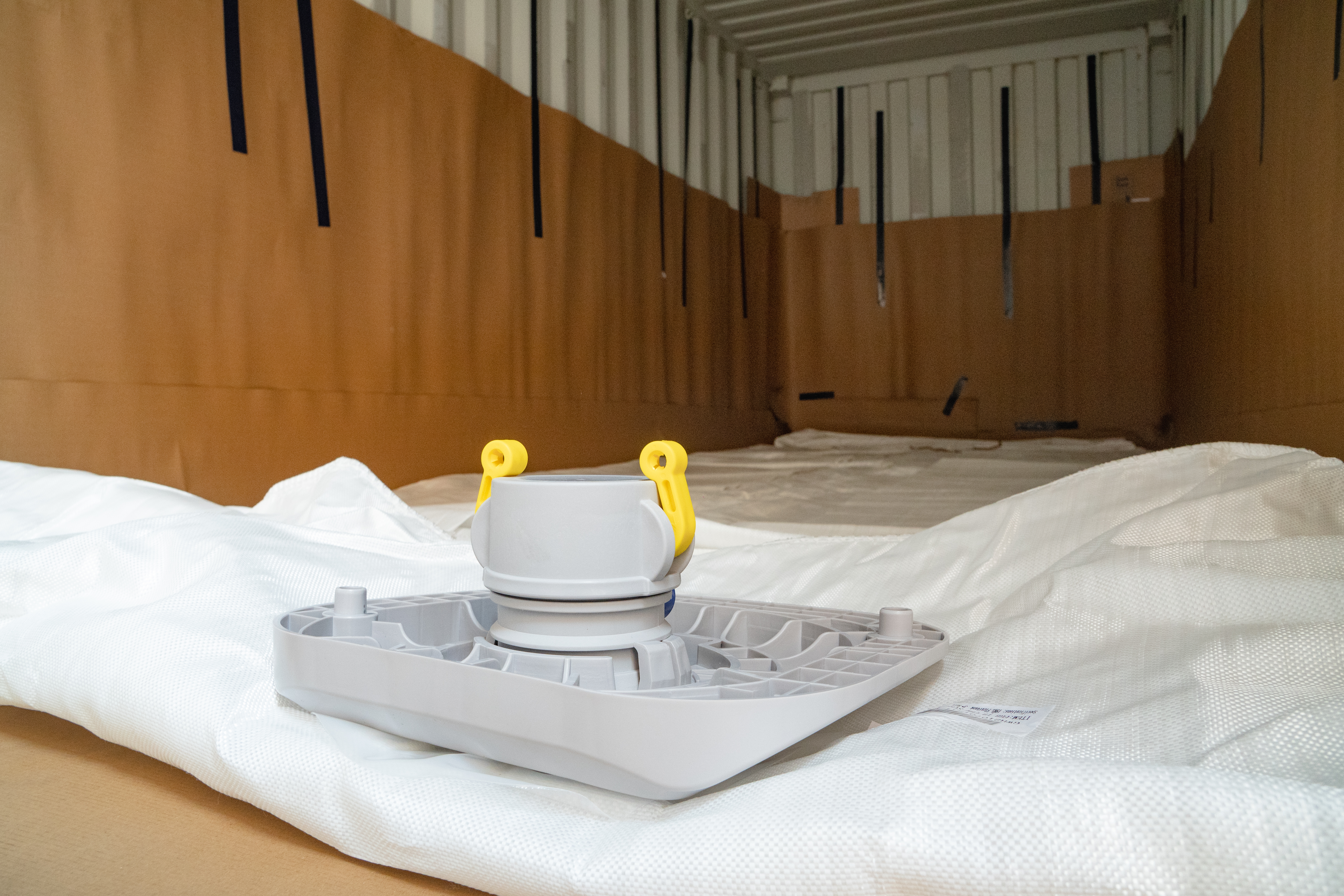 What type of Container should you use for Bulk Liquid Shipments? 