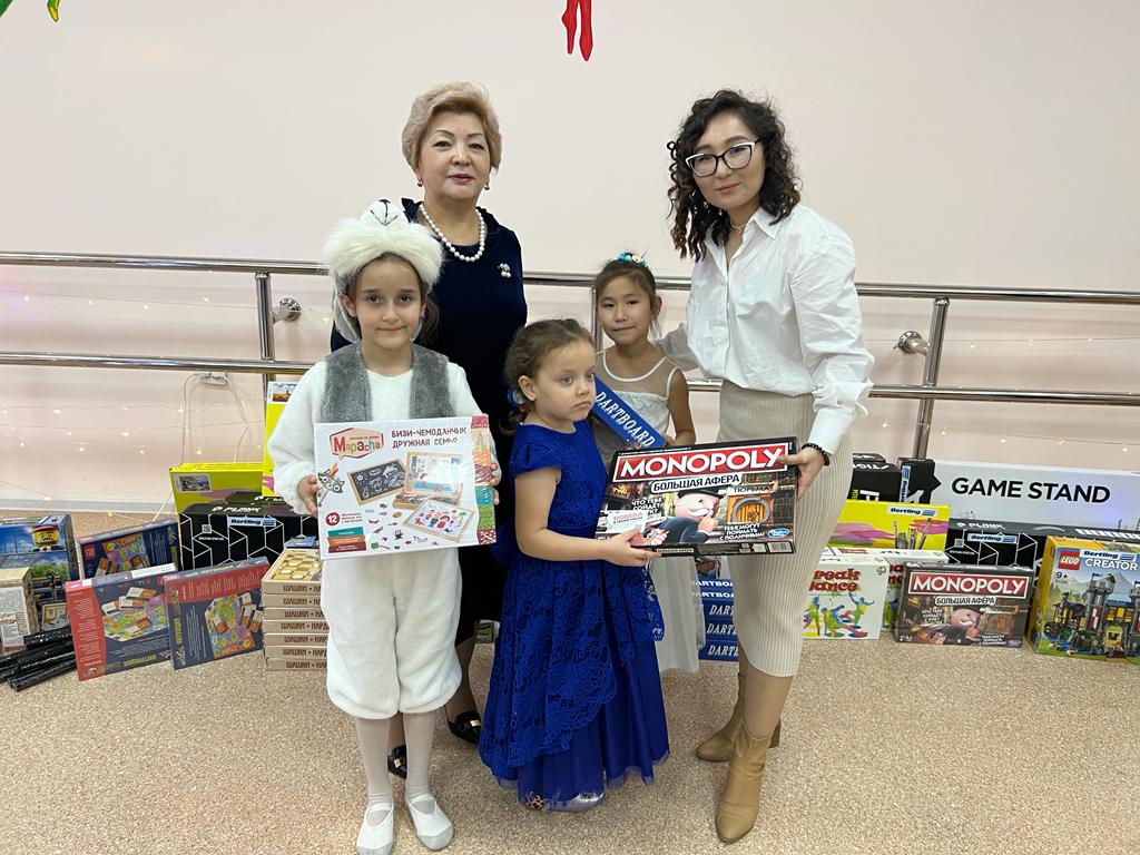 Bertling Kazakhstan donates New Year surprises to Children’s Village