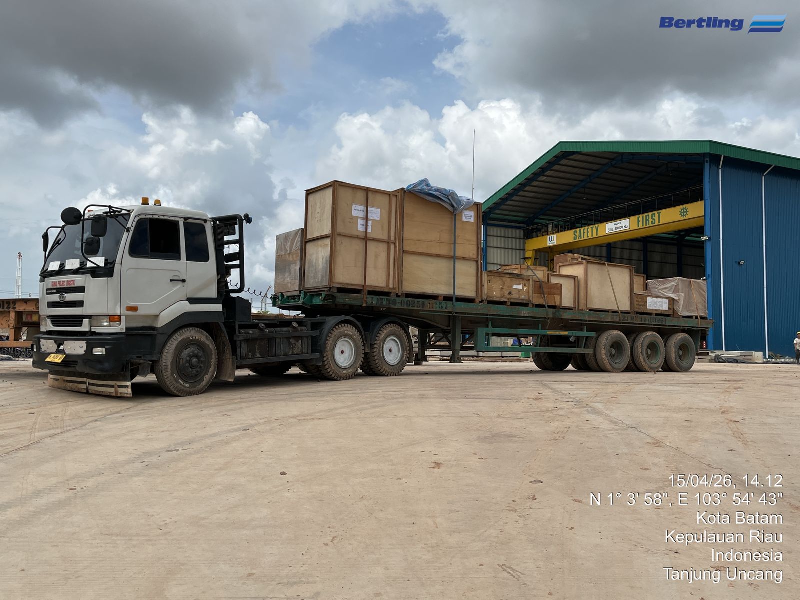 Bertling manages complex surplus material relocation project in Batam