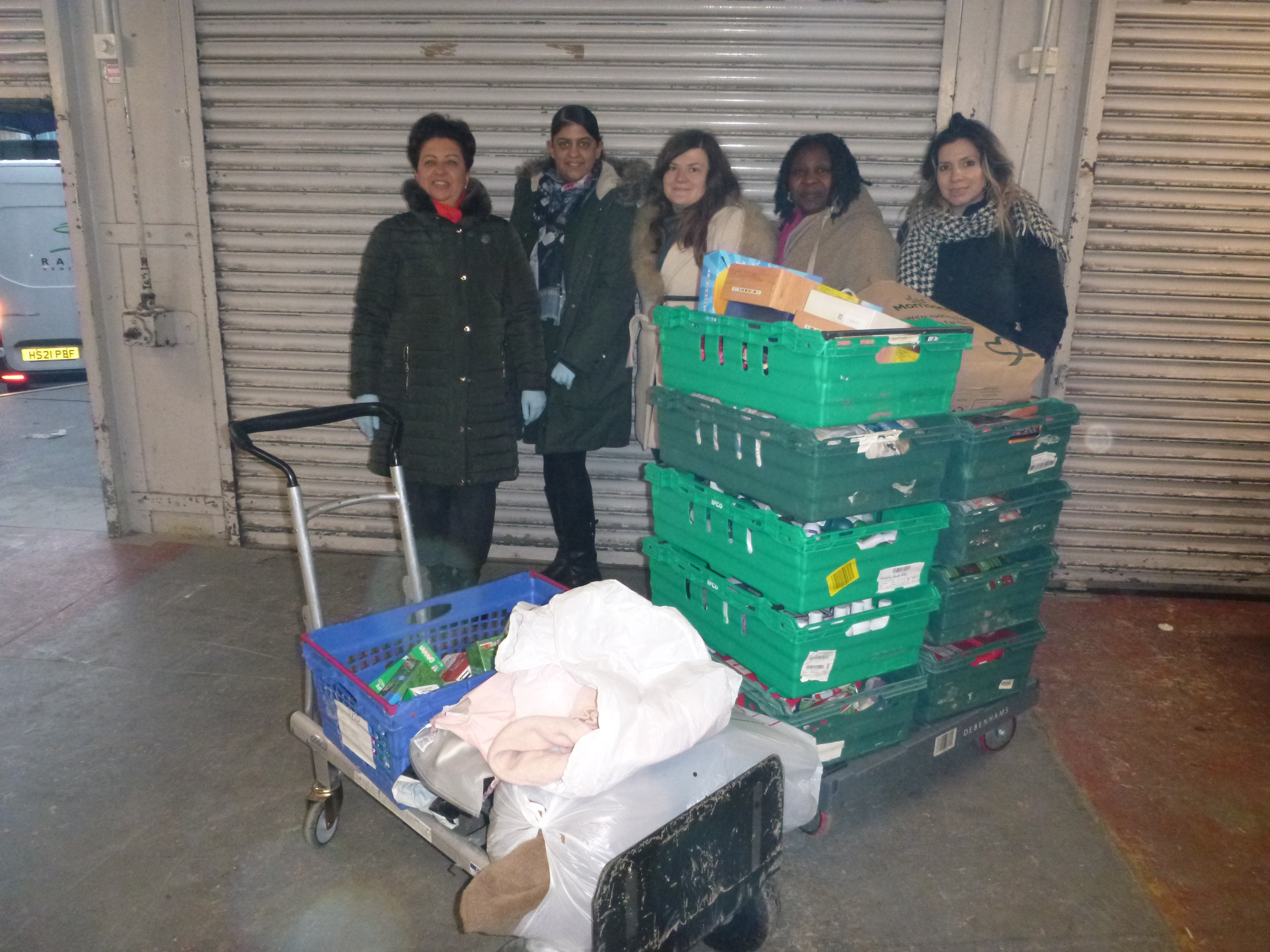 Bertling Logistics UK donates and volunteers at the Burnt Oak Community Food bank