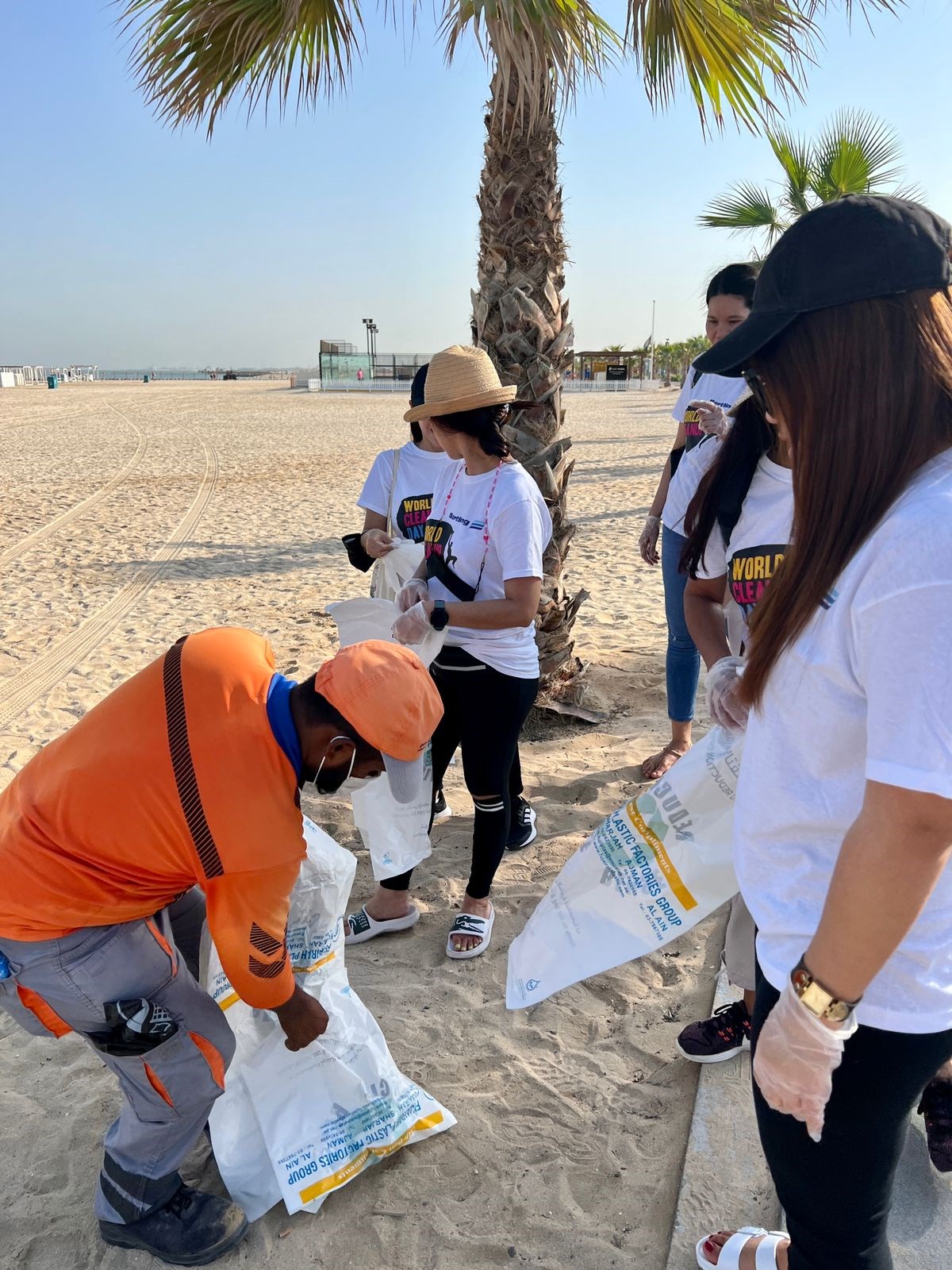 Berting Dubai participates in local cleanup session