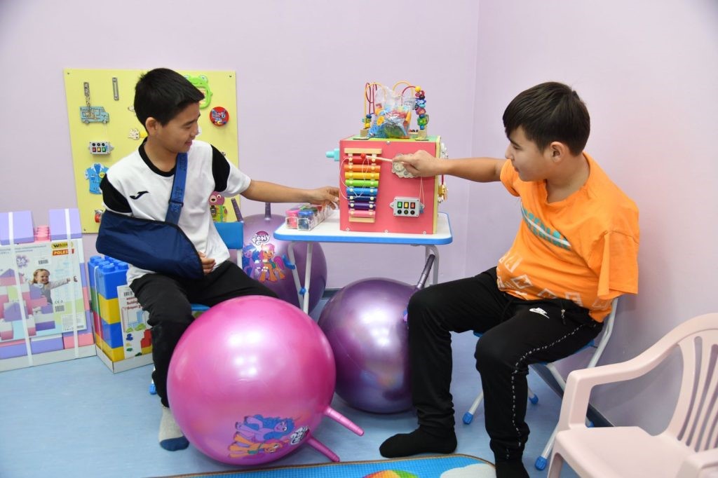 Bertling Kazakhstan support Children's Hospital of Atayrau with 5 play rooms