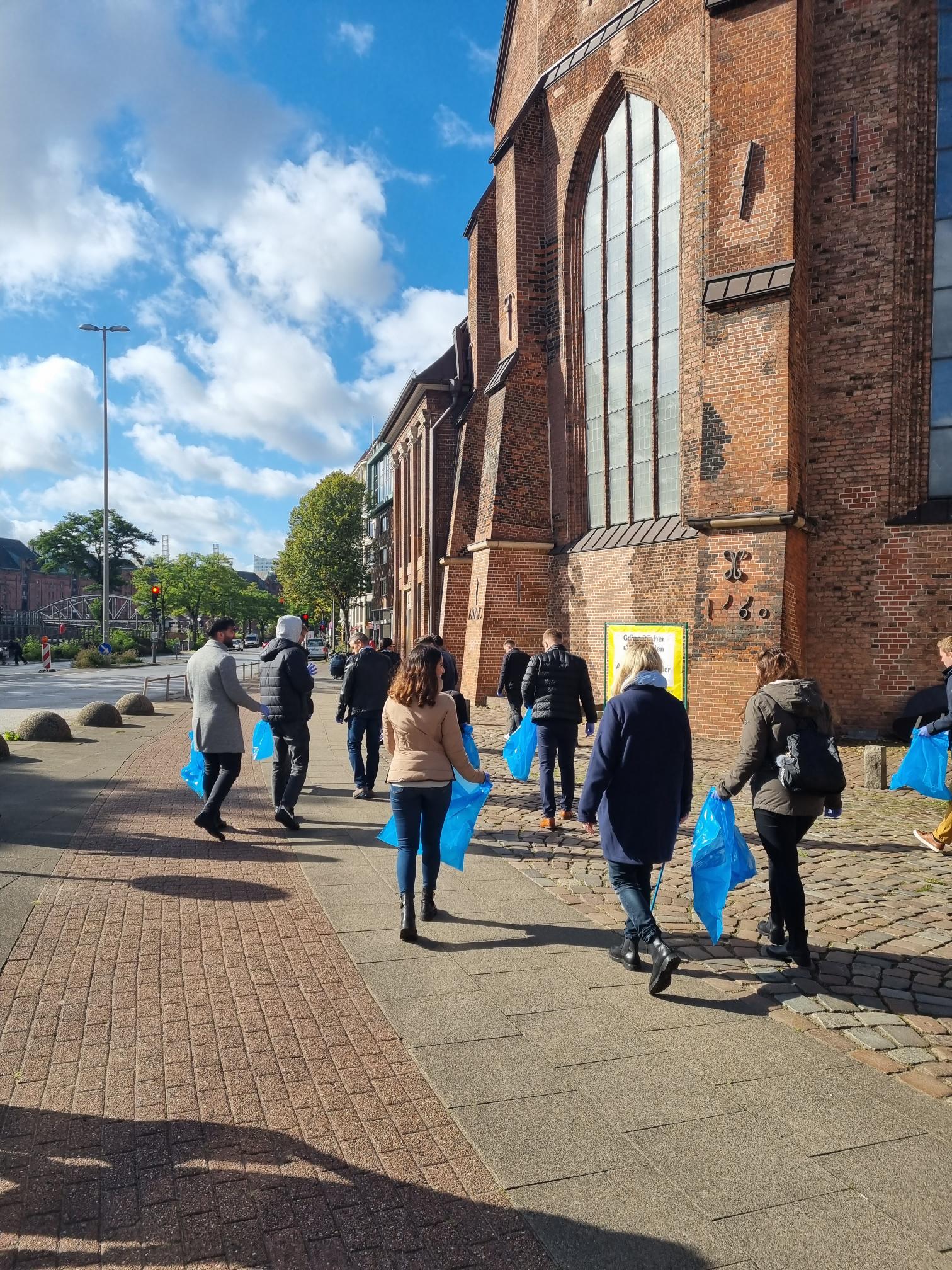 Clean-up session by our Head Office in Hamburg